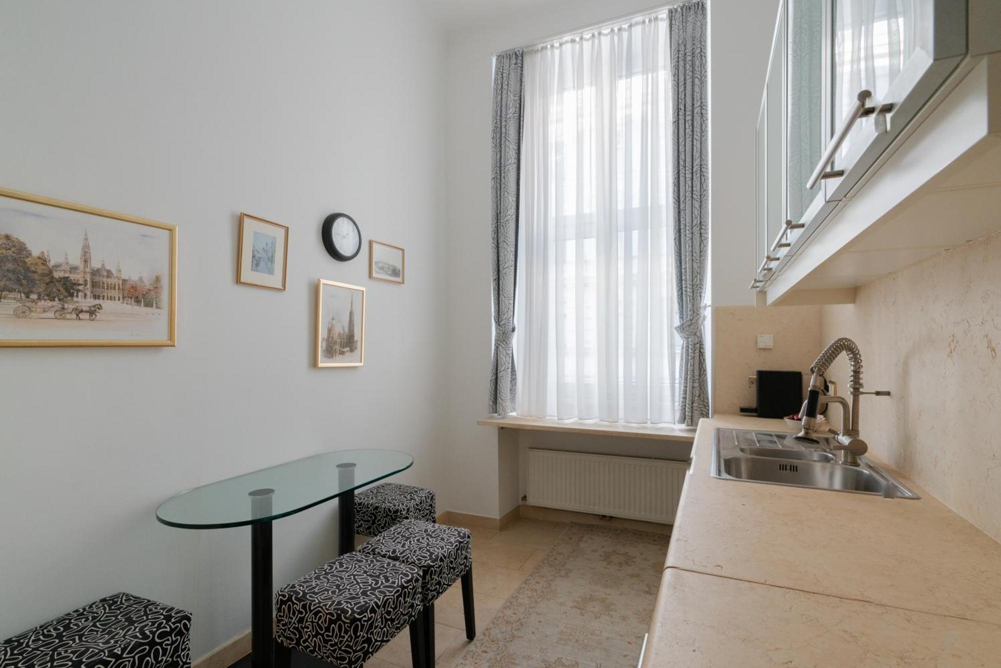 Empress Sisi Royal Apartment Bécs Kültér fotó